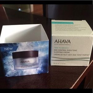 AHAVA BRIGTH Sleeping